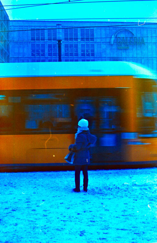 Test with KONO ISO 6 Film - Berlin in Yellow/Blue